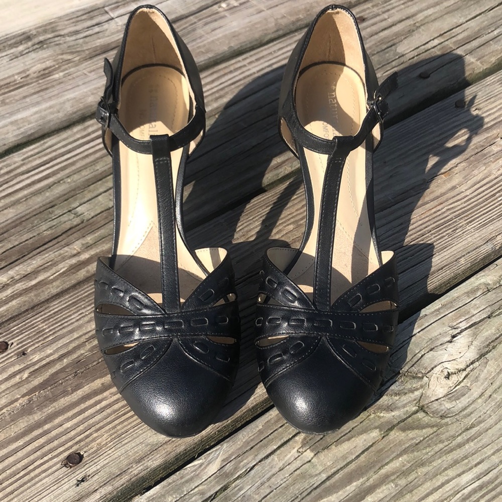 Black Naturalizer heels